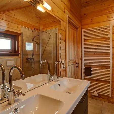 Prázdninový dům 2 *